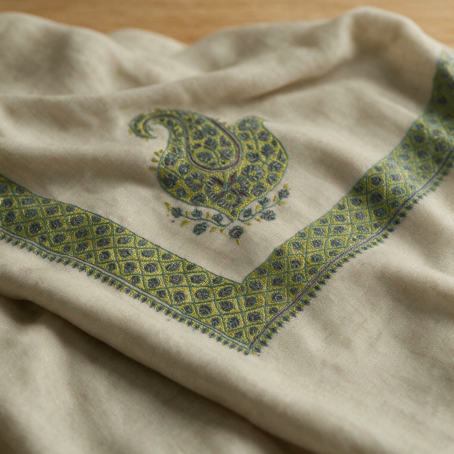 Murj Kashmiri pashmina ghutra in natural ecru with green and blue paisley sozni embroidery