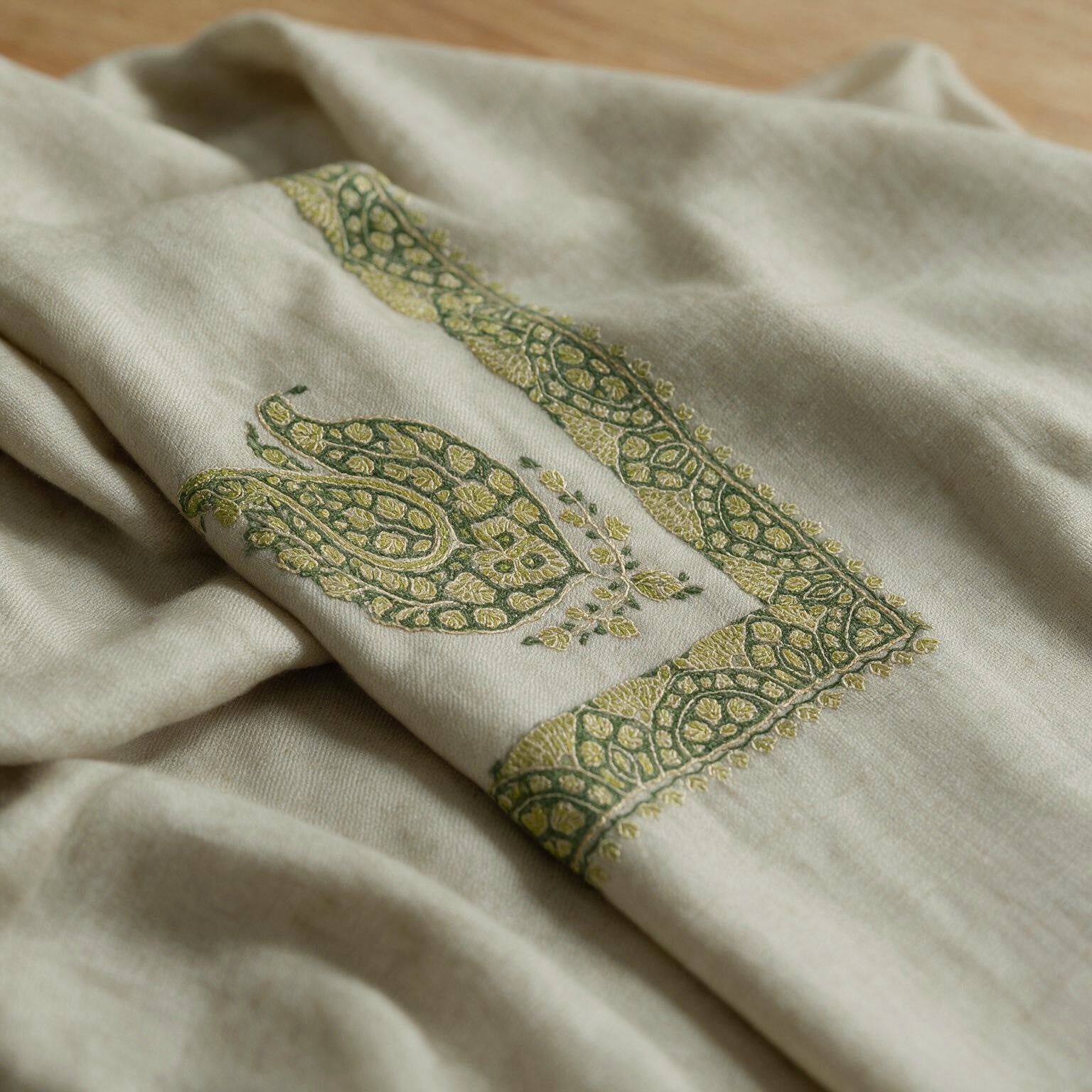 Akhdar Kashmiri pashmina ghutra in natural ecru with sage green paisley sozni embroidery