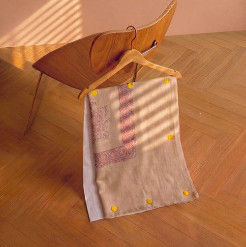 Pashmina Ghutra Anbar - angle 1, hand-loomed Kashmiri pashmina
