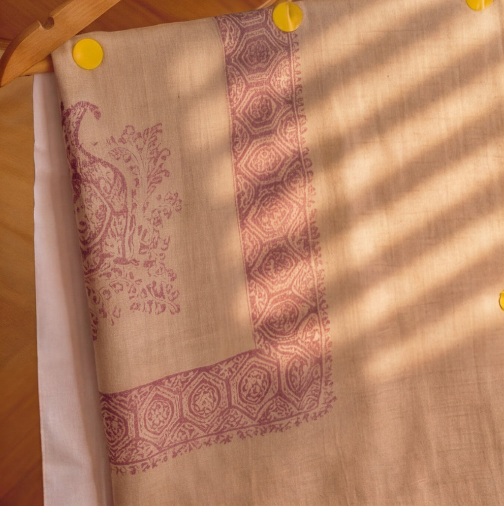 Pashmina Ghutra Anbar - angle 2, hand-loomed Kashmiri pashmina