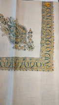 Zaatar Kashmiri pashmina ghutra, oatmeal base with an olive gold and bottle green corner motif and border