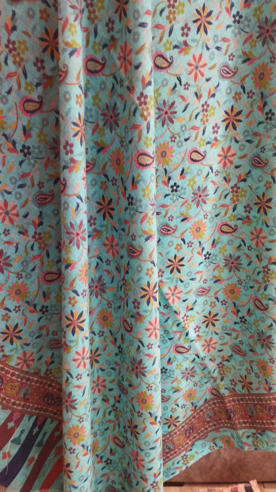 Nilufar shawl close-up, turquoise florals