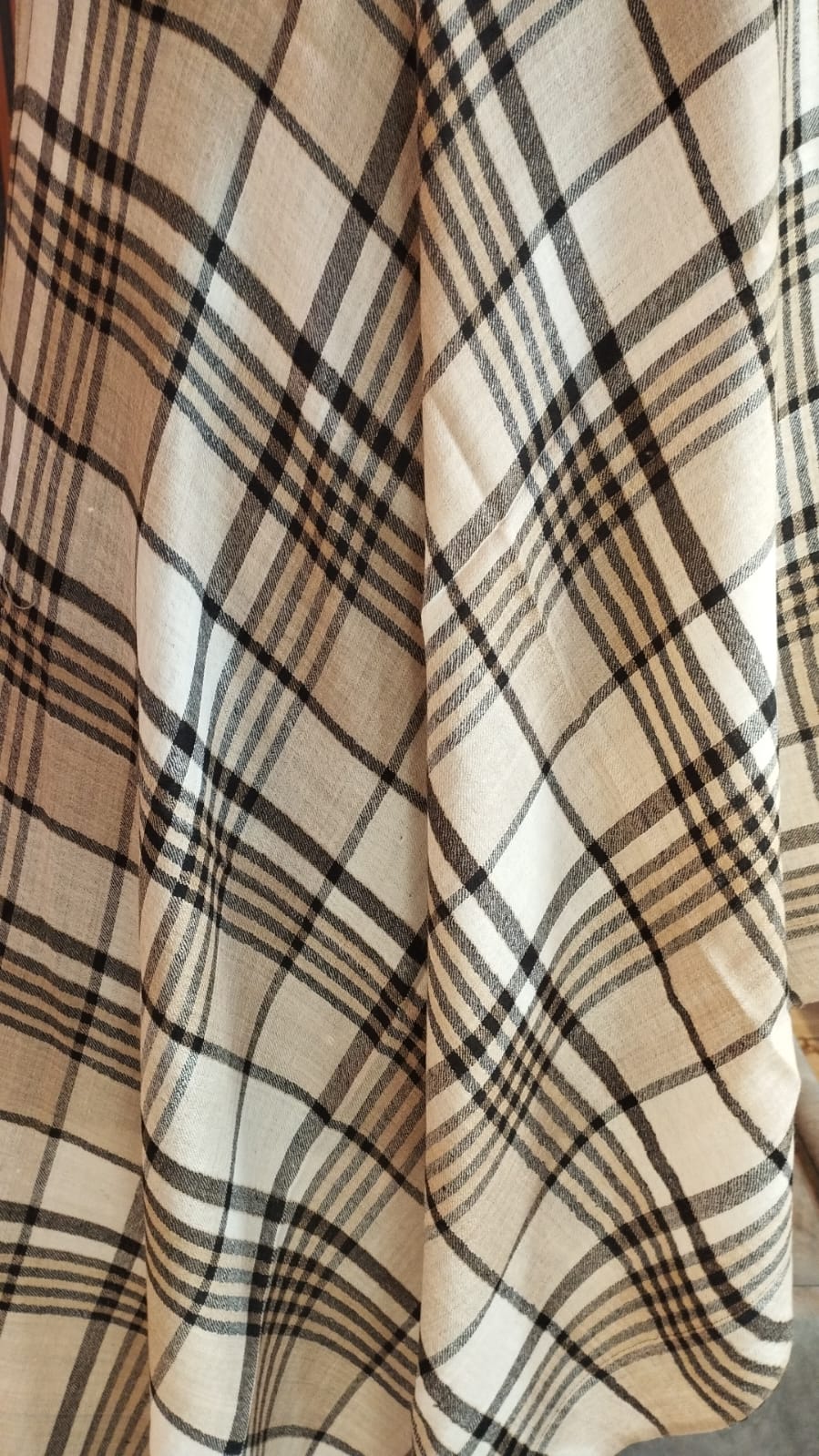 Shatranj stole close-up, ivory check