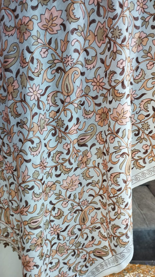 Sumbul shawl close-up, ivory with rust vines